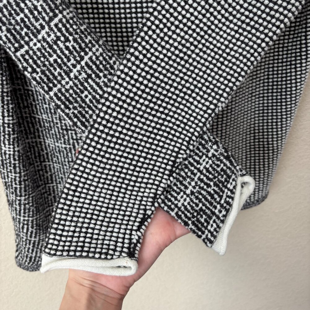 Nic + Zoe Pixel Asymmetric Textured Knit 2-Piece Sweater Skirt Set - Picture 7 of 16